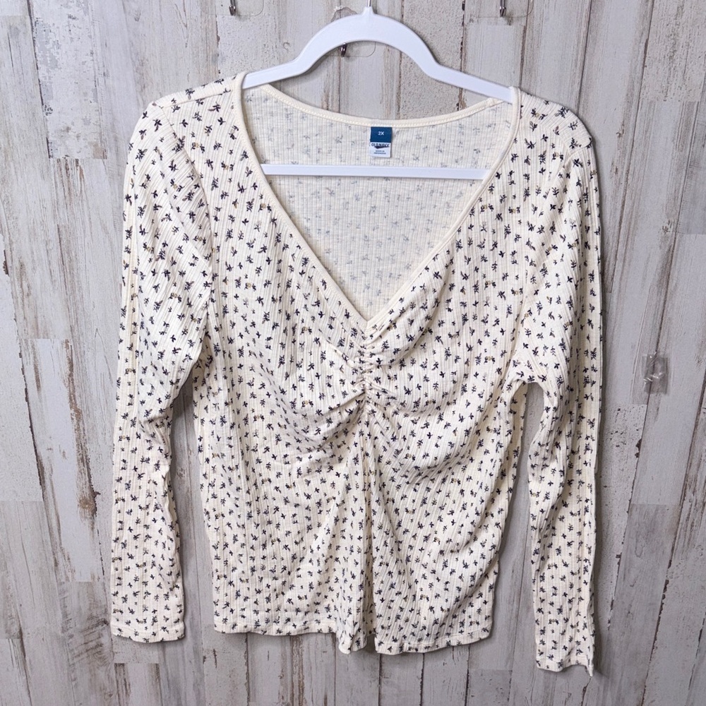 Cream Floral Cinched V-Neck Long Sleeve Top 2X